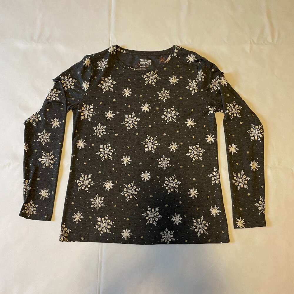 Celebrate  Together  Christmas design blouse. M